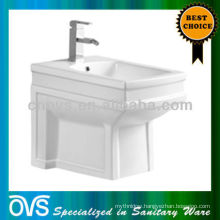 ceramic bathroom bidet with single faucet hole Item:A5012